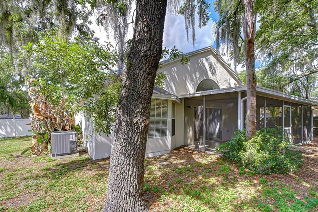 2512 GOTHAM WAY, Valrico, FL 33594