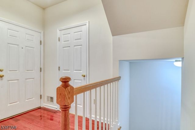 59 La Costa Dr, Clinton Twp., NJ 08801