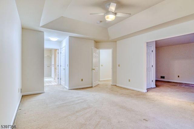 59 La Costa Dr, Clinton Twp., NJ 08801