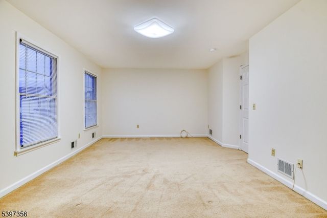 59 La Costa Dr, Clinton Twp., NJ 08801