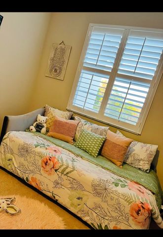 4565 TARA COVE Way, West Palm Beach, FL 33417