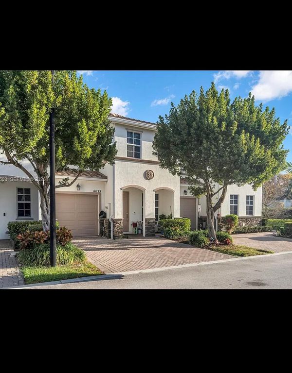 4565 TARA COVE Way, West Palm Beach, FL 33417