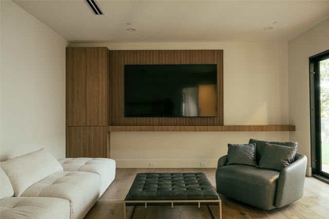 13236 Hughes Lane, Dallas, TX 75240