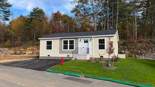 6 Berry Farms Road 3, Sturbridge, MA 01566