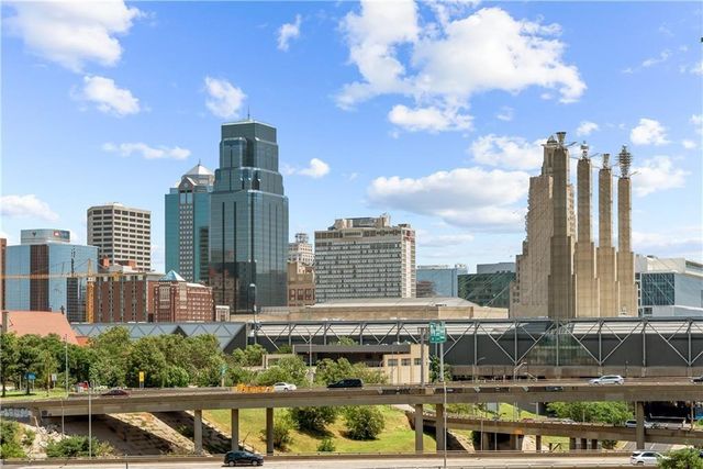 3007 Jarboe Street, Kansas City, MO 64108