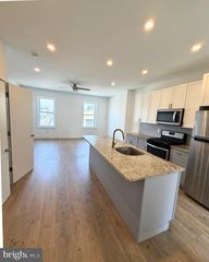 914 SNYDER AVE #3, Philadelphia, PA 19148