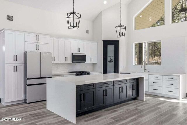 2381 W BENCH Road, Show Low, AZ 85901