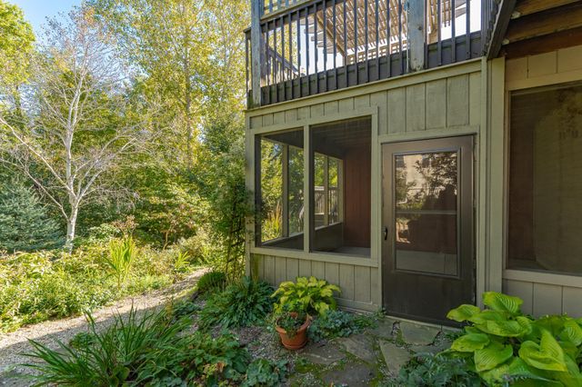 3752 Stone Point Drive NE, Rochester, MN 55906