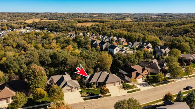 3752 Stone Point Drive NE, Rochester, MN 55906