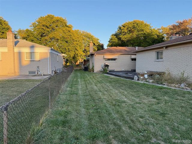 3069 Wolverine Drive, Troy, MI 48083