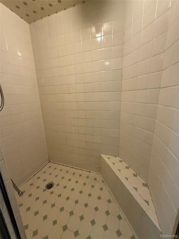 3069 Wolverine Drive, Troy, MI 48083