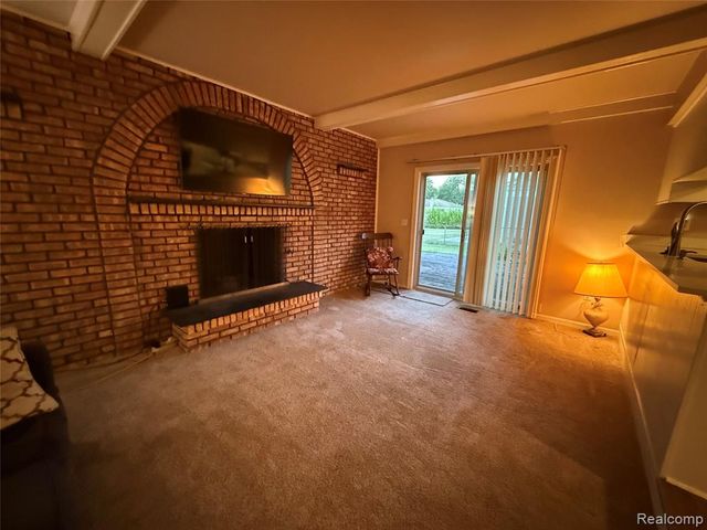 3069 Wolverine Drive, Troy, MI 48083