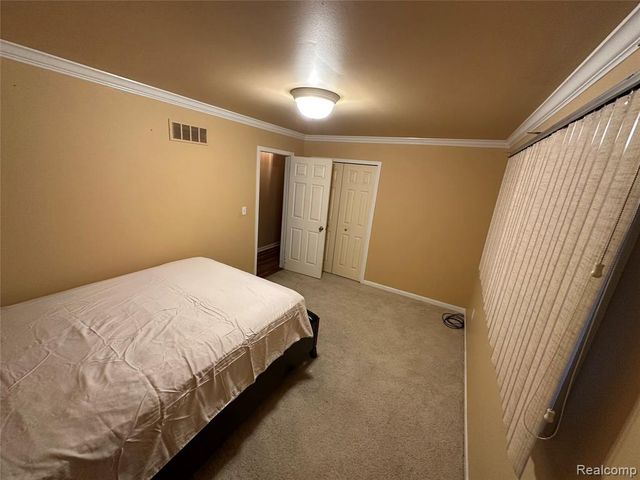 3069 Wolverine Drive, Troy, MI 48083