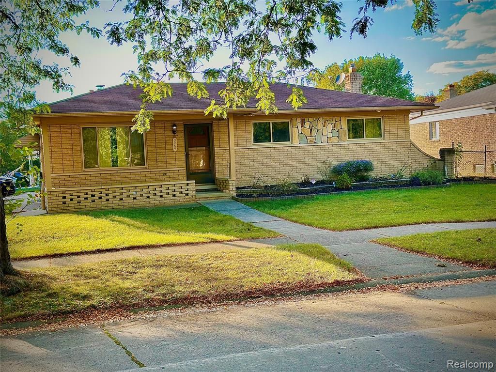 3069 Wolverine Drive, Troy, MI 48083