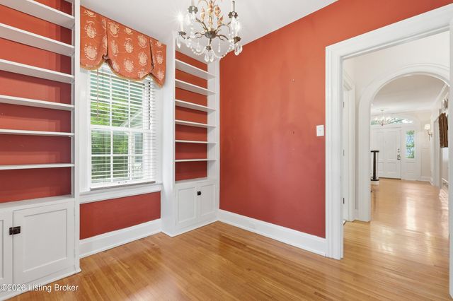 1226 Summit Ave, Louisville, KY 40204
