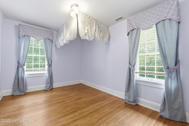 1226 Summit Ave, Louisville, KY 40204