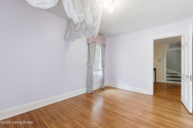 1226 Summit Ave, Louisville, KY 40204