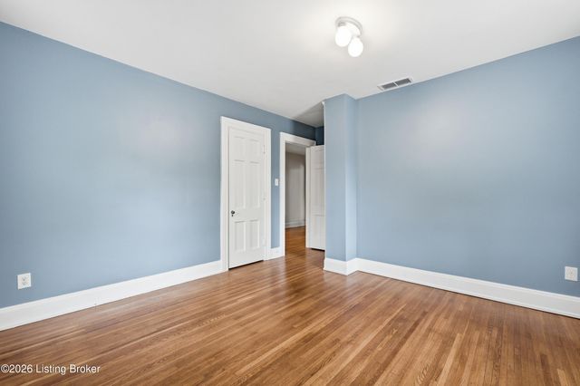 1226 Summit Ave, Louisville, KY 40204