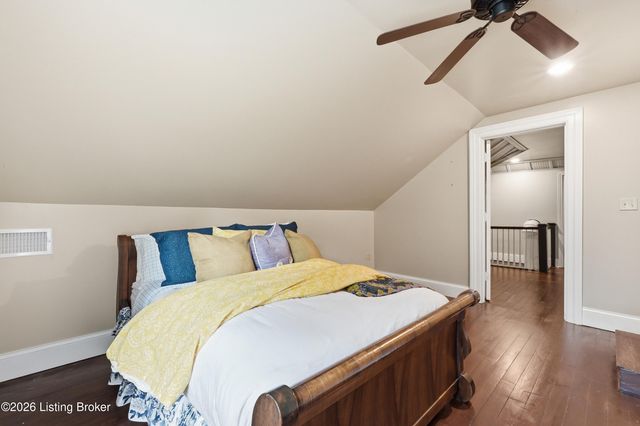 1226 Summit Ave, Louisville, KY 40204
