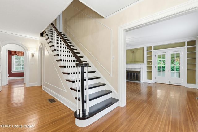 1226 Summit Ave, Louisville, KY 40204