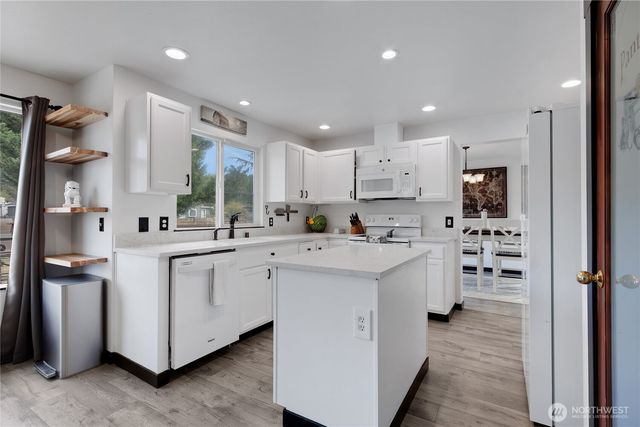 15604 253rd Avenue E, Buckley, WA 98321