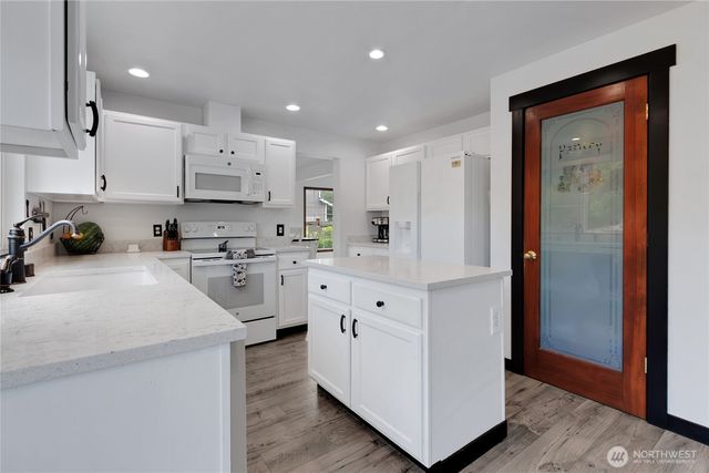 15604 253rd Avenue E, Buckley, WA 98321