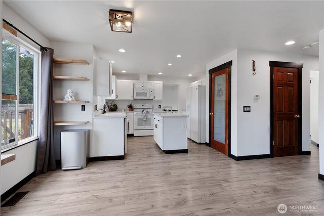 15604 253rd Avenue E, Buckley, WA 98321