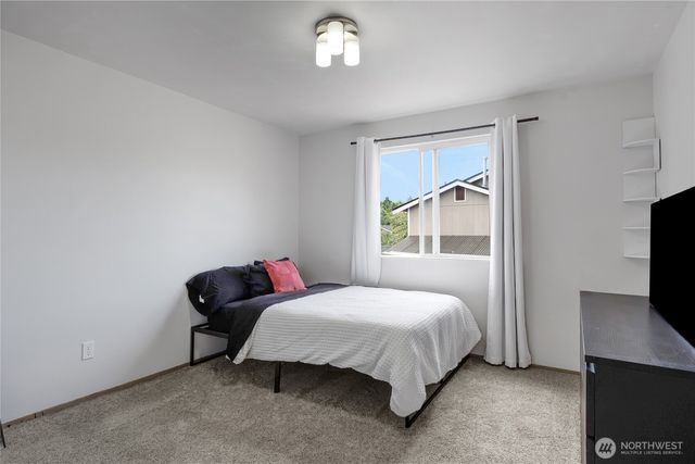 15604 253rd Avenue E, Buckley, WA 98321