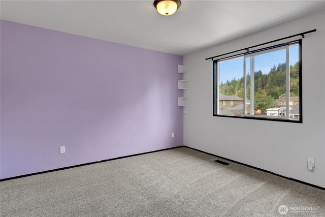 15604 253rd Avenue E, Buckley, WA 98321