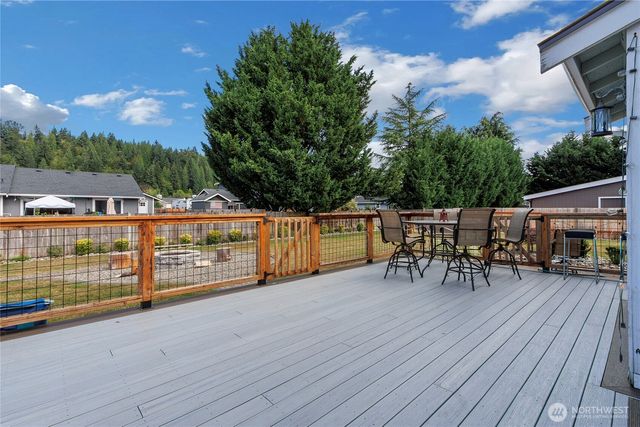 15604 253rd Avenue E, Buckley, WA 98321