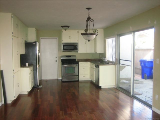 13153 Avenida Grande, San Diego, CA 92129