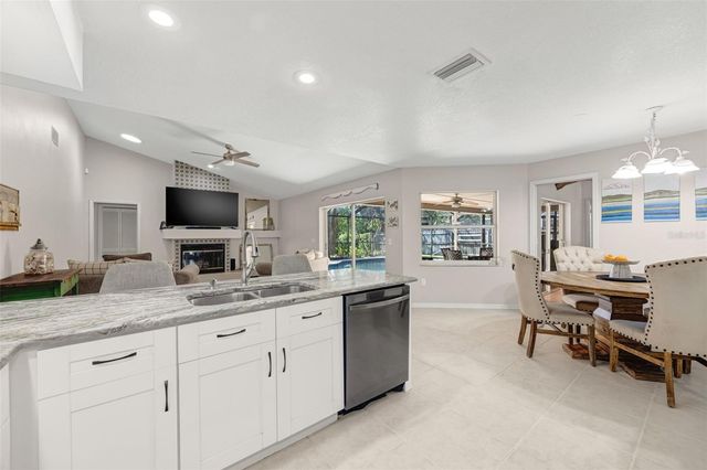 3006 SPRAWLING OAKS PLACE, Valrico, FL 33596