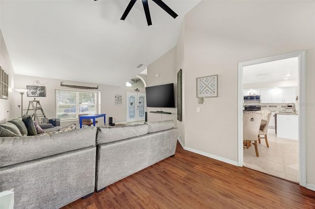 3006 SPRAWLING OAKS PLACE, Valrico, FL 33596