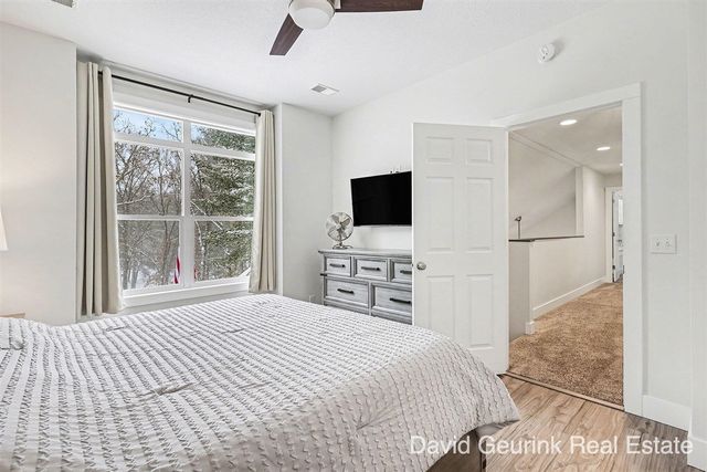 2779 E Holton Whitehall Road, Twin Lake, MI 49457