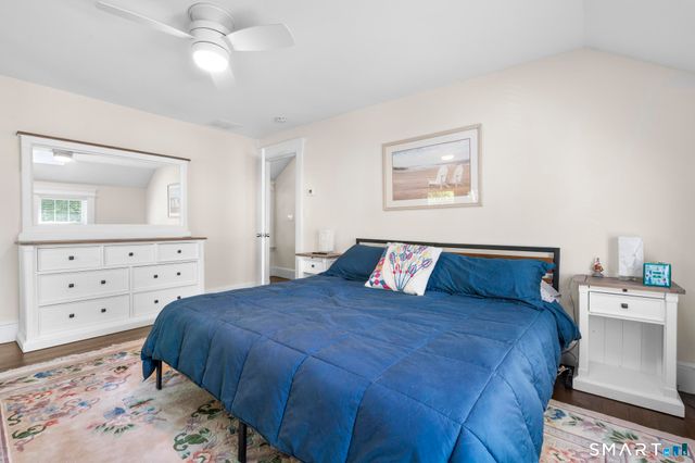 20 Bradley Avenue, Branford, CT 06405
