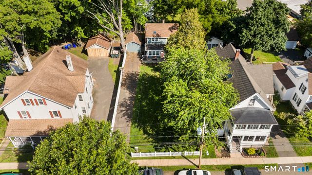 20 Bradley Avenue, Branford, CT 06405