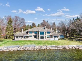 5360 Howards Point Road, Excelsior, MN 55331