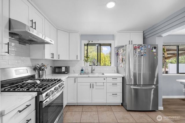 2406 NE 24th Street, Renton, WA 98056