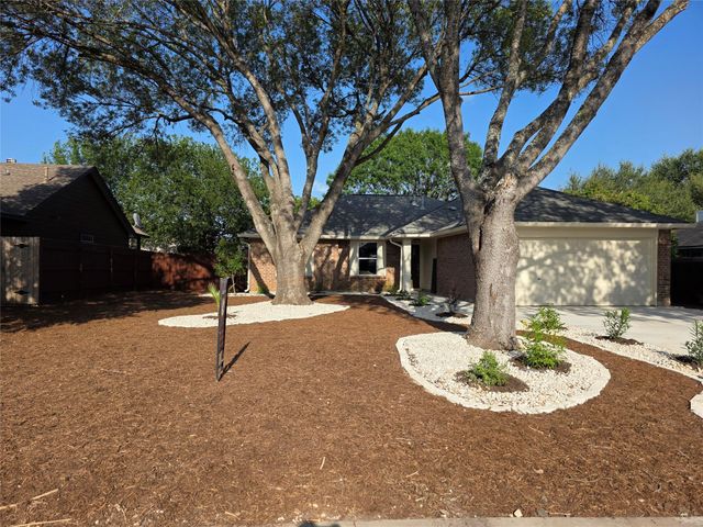 11602 Maybach DR, Del Valle, TX 78617