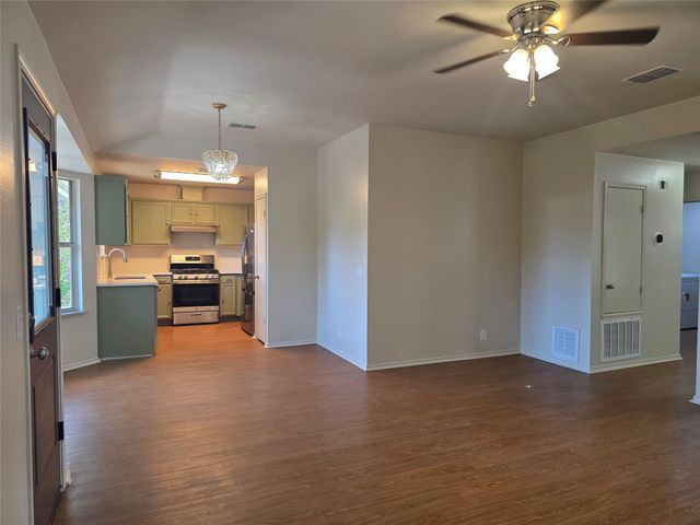 11602 Maybach DR, Del Valle, TX 78617