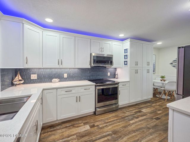 100 Sea Pines Circle, Daytona Beach, FL 32114