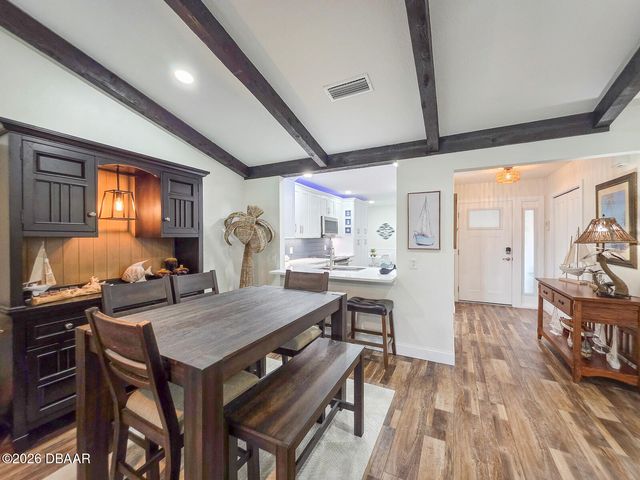 100 Sea Pines Circle, Daytona Beach, FL 32114