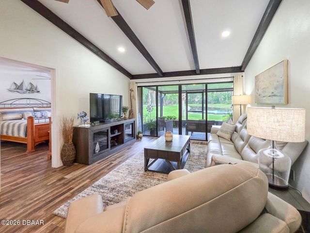 100 Sea Pines Circle, Daytona Beach, FL 32114