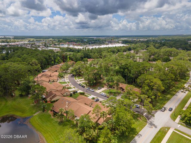 100 Sea Pines Circle, Daytona Beach, FL 32114