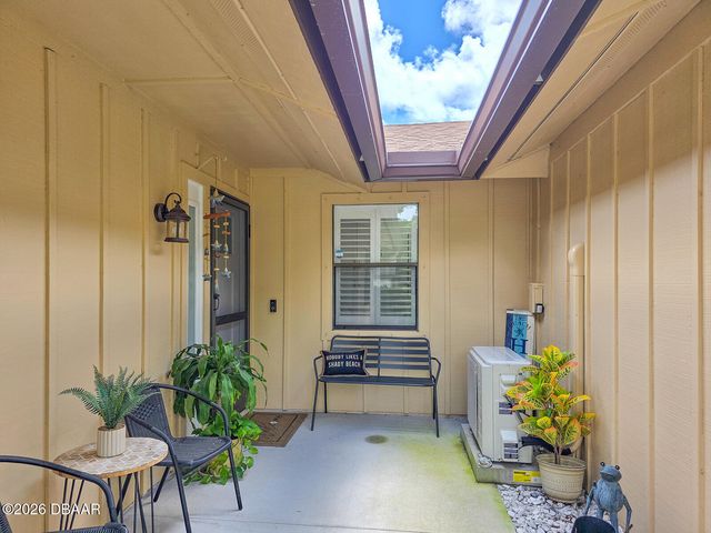 100 Sea Pines Circle, Daytona Beach, FL 32114