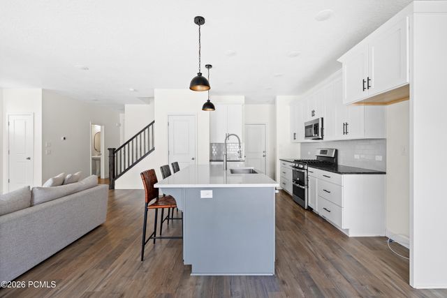 4688 W Camellia Lane, Cedar Hills, UT 84062