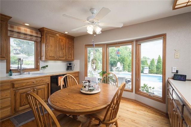 16516 E George Franklyn Drive, Independence, MO 64055