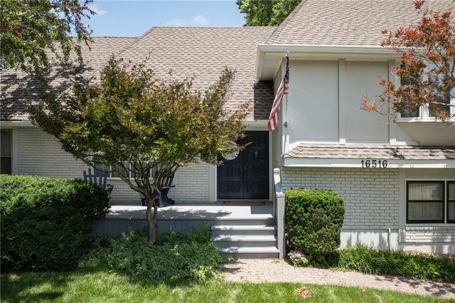 16516 E George Franklyn Drive, Independence, MO 64055
