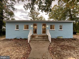 243 CAMDEN AVE, Atco, NJ 08004