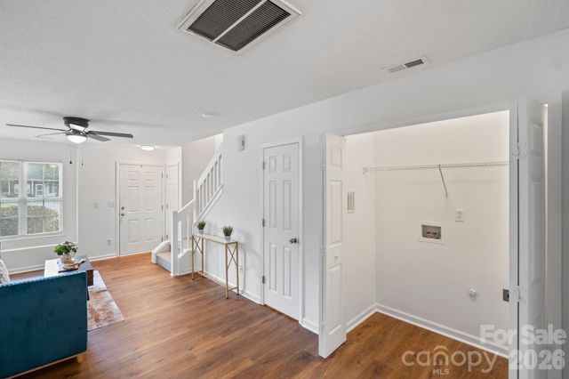 12318 Hennigan Place Lane, Charlotte, NC 28214